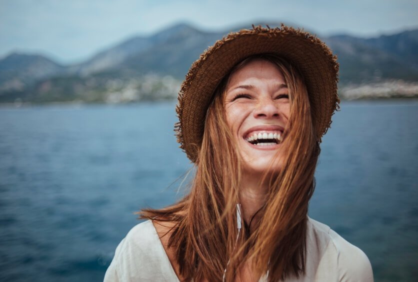 Sonríe sin Complejos: Consejos para una Sonrisa Natural y Radiante